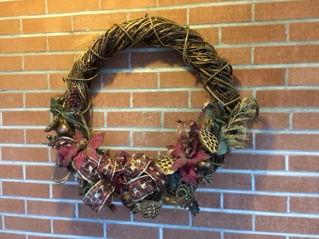 Lorne Park Dental Associates-Christmas foyer wreathe-Mississauga Dentist