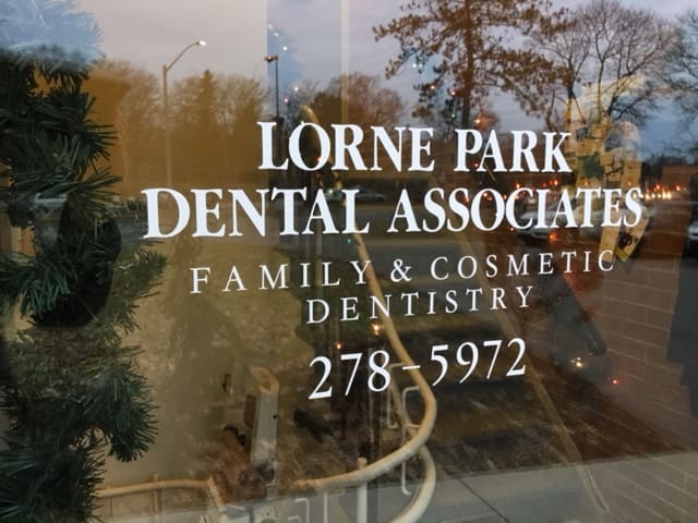 Lorne Park Dental Associates-front window-Mississauga-Lakeshore Dentist