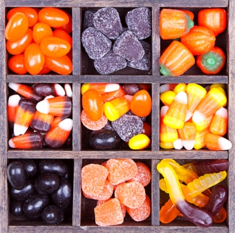 box of sour sugary candies