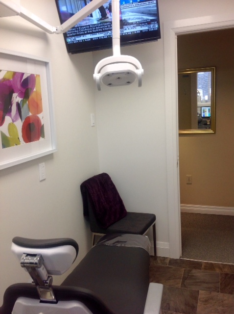 Mississauga Dentist - Lorne Park Dental Associates treatment room #5